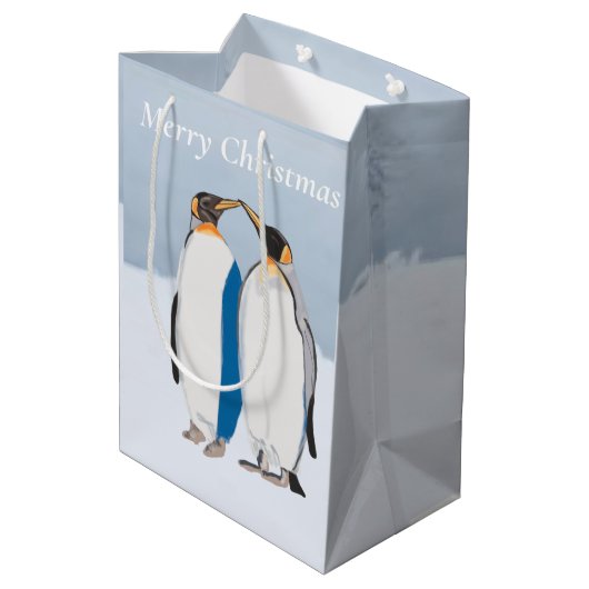 キングペンギンのペアキスをするクリスマス ミディアムペーパーバッグ (裏面アングル)