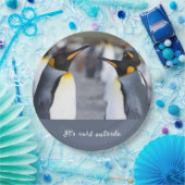 キングペンギンの写真の外は寒くて文字 ペーパープレート (パーティー)