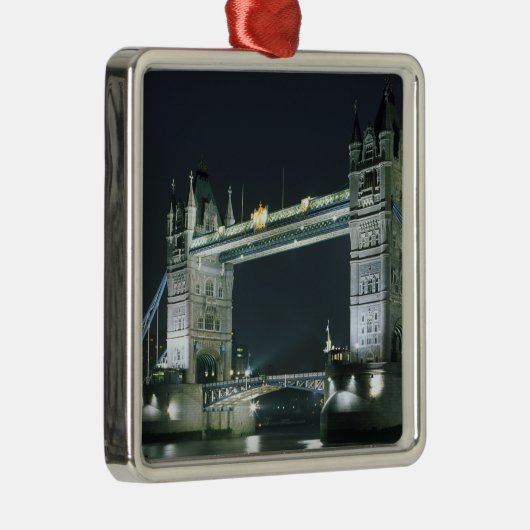 キング統一されたダム、イギリス、ロンドン、タワーブリッジ。 メタルオーナメント (右)