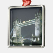 キング統一されたダム、イギリス、ロンドン、タワーブリッジ。 メタルオーナメント (左)