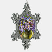 キング・ジョージ・アスターは金属製の花瓶を入れている スノーフレークピューターオーナメント (左)