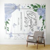 キンセアニェラバターフリスダスティブルーガウン タペストリー (インサイチュ(横))