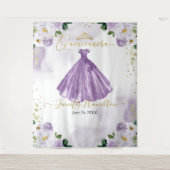 キンセアニェラバックドランドパープルフローラドレス タペストリー (正面)