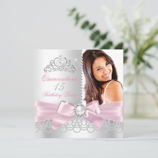 キンセアニェラピンクボウ白真珠フォト誕生日 招待状 (スタンド正面)