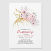 キンセアニェラフローラフェイク金ゴールドドレス15番目の誕生日イン マグネット招待状 (正面)