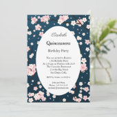 キンセアニェラライトピンクの花ブルー 招待状 (スタンド正面)