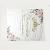 キンセアニェラ金ゴールドティアラホットピンクフローラ背景 タペストリー (正面(横))