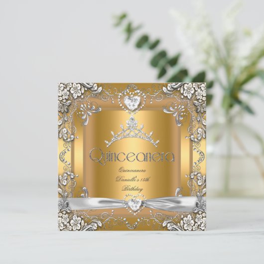 キンセアニェラ15誕生日ティアラ金ゴールドホワイトシルバー 招待状 (スタンド正面)