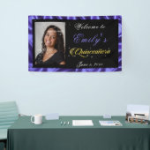 キンセアニェラ·金ゴールド·スパークル·テキスト、紫のサテンの写真、 横断幕 (トレードショー)