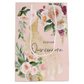 キンセアニラピンクガーリーフローラドレス誕生日メディア ミディアムペーパーバッグ (裏面)