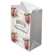 キンセアニラピンクローズクラウン誕生日の好意 ミディアムペーパーバッグ (正面アングル)