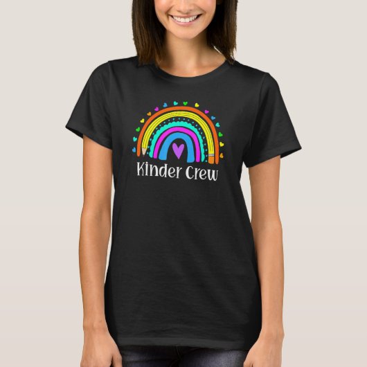 キンダー・クルー 幼稚園の先生 虹 ハート Tシャツ (正面)