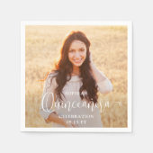 キンチェニェラ写真とモダントレンディーの白いスクリプト スタンダードカクテルナプキン (正面)