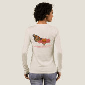 キンモクセイの花の上のオオカナダモ トライブレンドTシャツ (背面全体)