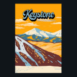 キーストーンコロラドウィンタースキーエリアヴィンテージ ポスター<br><div class="desc">冬の風景を展示するキーストーン冬のアートデザイン。</div>