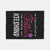 キーソンドッグ恋人タトゥーおもしろい犬マママギフトアイディア フリースブランケット (正面(横))