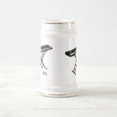 キーボードのピアノ漫画イラストレーション ビールジョッキ (中央)