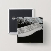 キーボードイン宇宙ボタン 缶バッジ (正面&裏面)