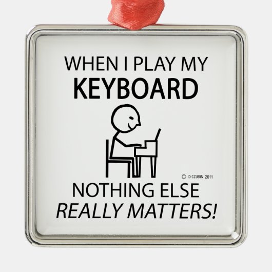 キーボード以外に何も重要ではない メタルオーナメント (正面)