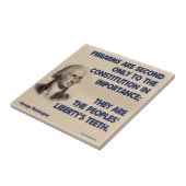 ギガワット-憲法への二番目にだけ火器 タイル (側面)