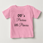 ギギズリトルプリンセスおばあちゃんのベビーガールピンク ベビーTシャツ (正面)