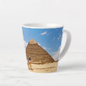 ギザのピラミッド カフェラテマグ (右アングル)