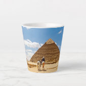 ギザのピラミッド カフェラテマグ (正面)