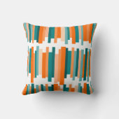 ギザギザ線 – ティール（緑がかった色）とオレンジ  クッション (裏面)