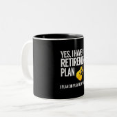 ギタおもしろいープレーヤー退職金 ツートーンマグカップ (正面左)