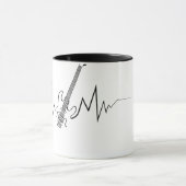 ギタリスト向けエレキギタークールハートビートギフト マグカップ (中央)