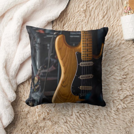 ギターかわいらしー クッション (ブランケット)