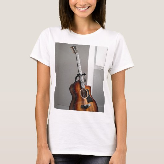 ギターかわいらしー Tシャツ (正面)