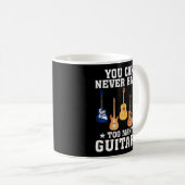 ギターが多過ぎることはない コーヒーマグカップ (正面右)