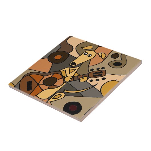 ギターの抽象芸術を遊んでいるおもしろいなグレイハウンド犬 タイル (側面)