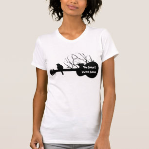 ギターは、私のハートここに住んでいます Tシャツ