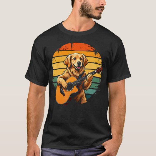 ギターを弾くゴールデンレトリバー Tシャツ (正面)