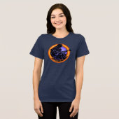ギターを弾く女の子のシルエットTシャツ トライブレンドTシャツ (正面全面)