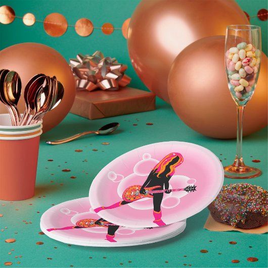 ギターを弾く女性 ペーパープレート