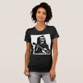 ギターを演奏しているサンタMuerte (メキシコ死神) Tシャツ (正面フル)