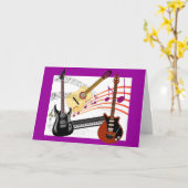 ギタースキクールーボードとミュージックノートの誕生日 カード (黄色い花)