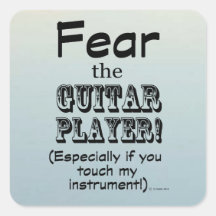 ギタープレーヤーのスクエアステッカーを恐れる