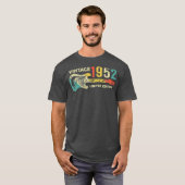 ギターラバー70歳ギフトヴィンテージ1952 70th tシャツ (正面フル)