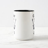 「ギター・ダッド」アコースティック＆エレクトリック　父の日 ツートーンマグカップ (中央)