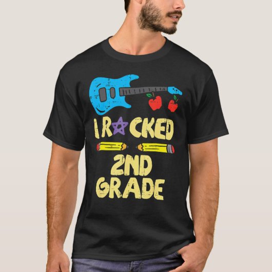 ギターIは学校の音楽の最後の日の2年生をロック Tシャツ (正面)