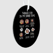 ギニおもしろいー豚の暇な時にやること オーナメント (正面)