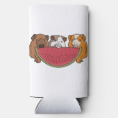 ギニアよくはしゃぐ豚とスイカイラストレーション スリム缶クーラー (裏面)