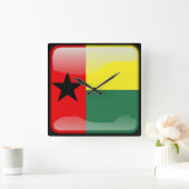 ギニアビサウ国旗 スクエア壁時計 (ホーム)