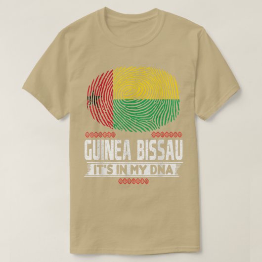 ギニアビサウ私のDNAギニアビサウ国旗に含まれている Tシャツ (デザイン正面)