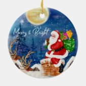 ギフトおもしろいの袋を持つクリスマス・サンタクロース セラミックオーナメント (裏面)