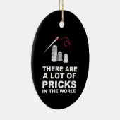 ギフトおもしろい裁縫キルターが世界にピカピカ セラミックオーナメント (右)